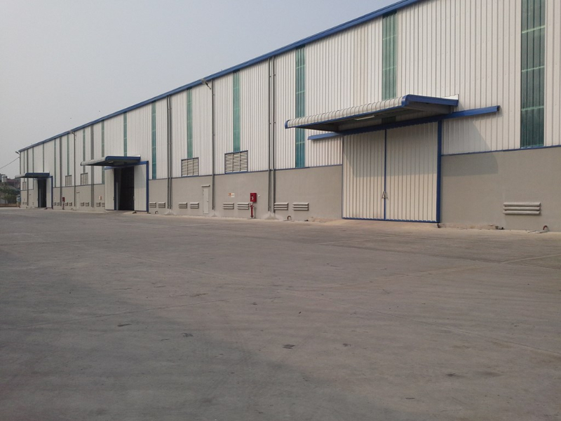 Long Biên cũng là nơi tập trung các khu công nghiệp