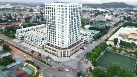 Nhà phố kinh doanh vị trí trung tâm thành phố Vĩnh Yên